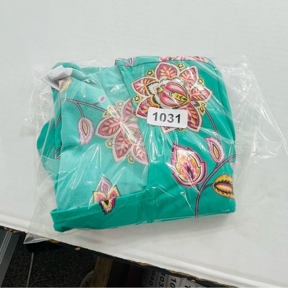 Susan Graver women’s floral top NWOT - Picture 14 of 14